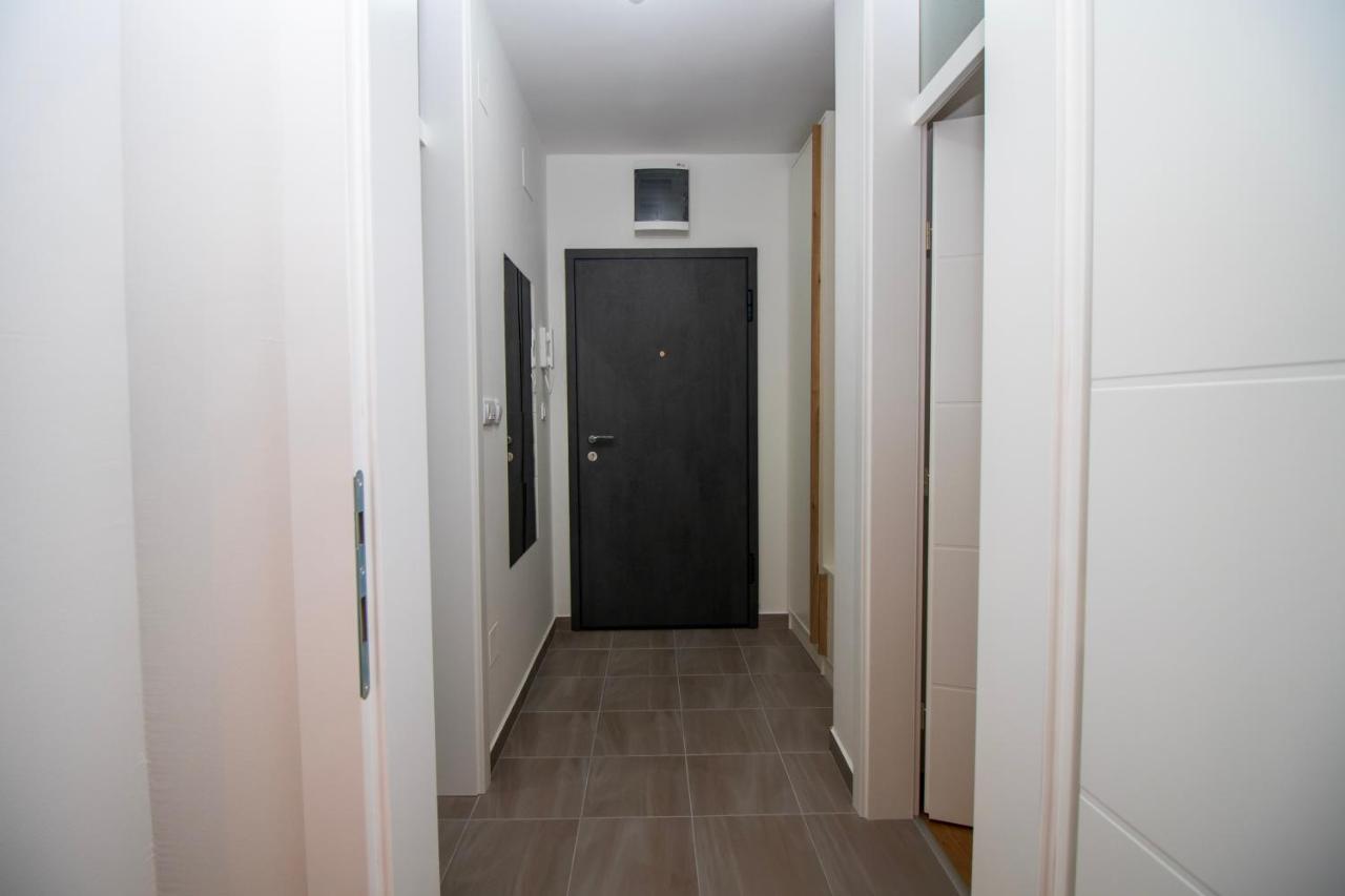 M&A Apartment-Easy Airport Lukavica Exterior foto